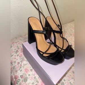 Black strap heels (7)